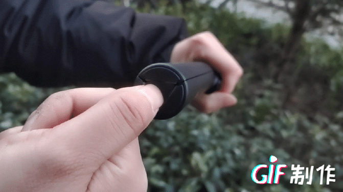 自拍杆三脚架一键变焦记录美好瞬间！爱游戏网站入口小米变焦支架自拍杆2(图8)